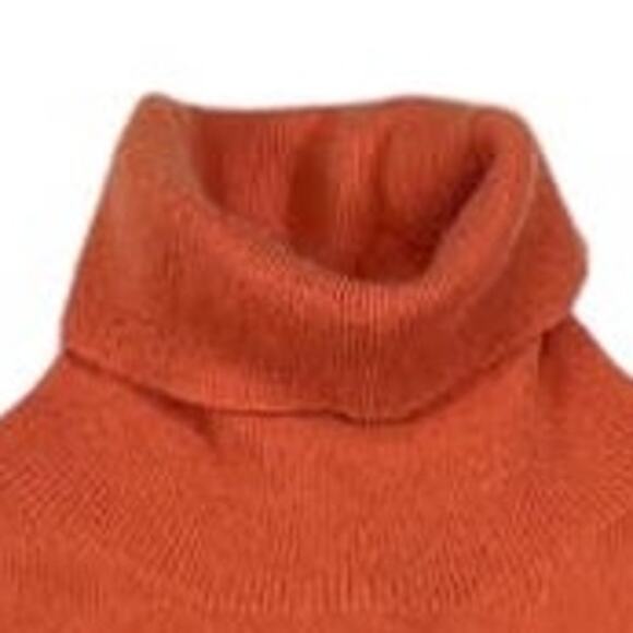 Bloomingdale’s Cashmere Orange Sweater | Size L - Picture 3 of 3